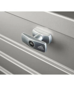 Biohort FreizeitBox 130, Ca. B134/H71/T62 Cm 17 Biohort FreizeitBox 130, Ca. B134/H71/T62 Cm -Garten im Freien 2816585 WE DE 003 BiohortDrehgriffZylinderschlossFreizeitBox