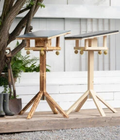 Dehner Natura Futterhaus Rofan, Geflammt, Inkl. Ständer, Ca. B84,3/H129,7/T84,3 Cm -Garten im Freien 6622872 6622906 WE MO 001 NVHRofanPultdach