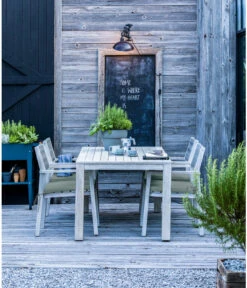 Dehner Stapelstuhl Stockholm -Garten im Freien 6714695 6713820 WE MO 001 GruppeStockholm